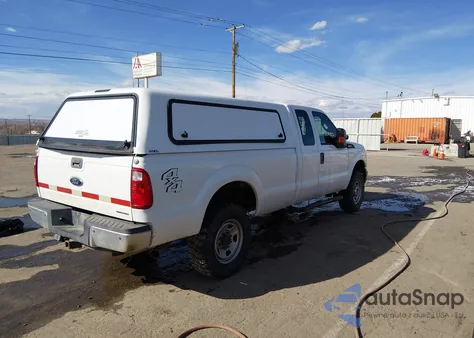 2015 Ford F-350 Xl z USA, uszkodzony, nr VIN 1FT7X3B68FEB00047